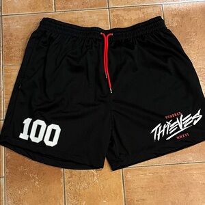 100 thieves shorts size 3XL